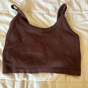 Brown tank top. Very cute, perfect for summer months! ☀️